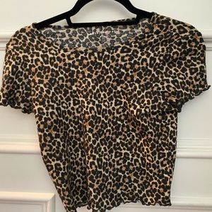 6/$20. AMERICAN EAGLE ANIMAL PRINT SHIRT